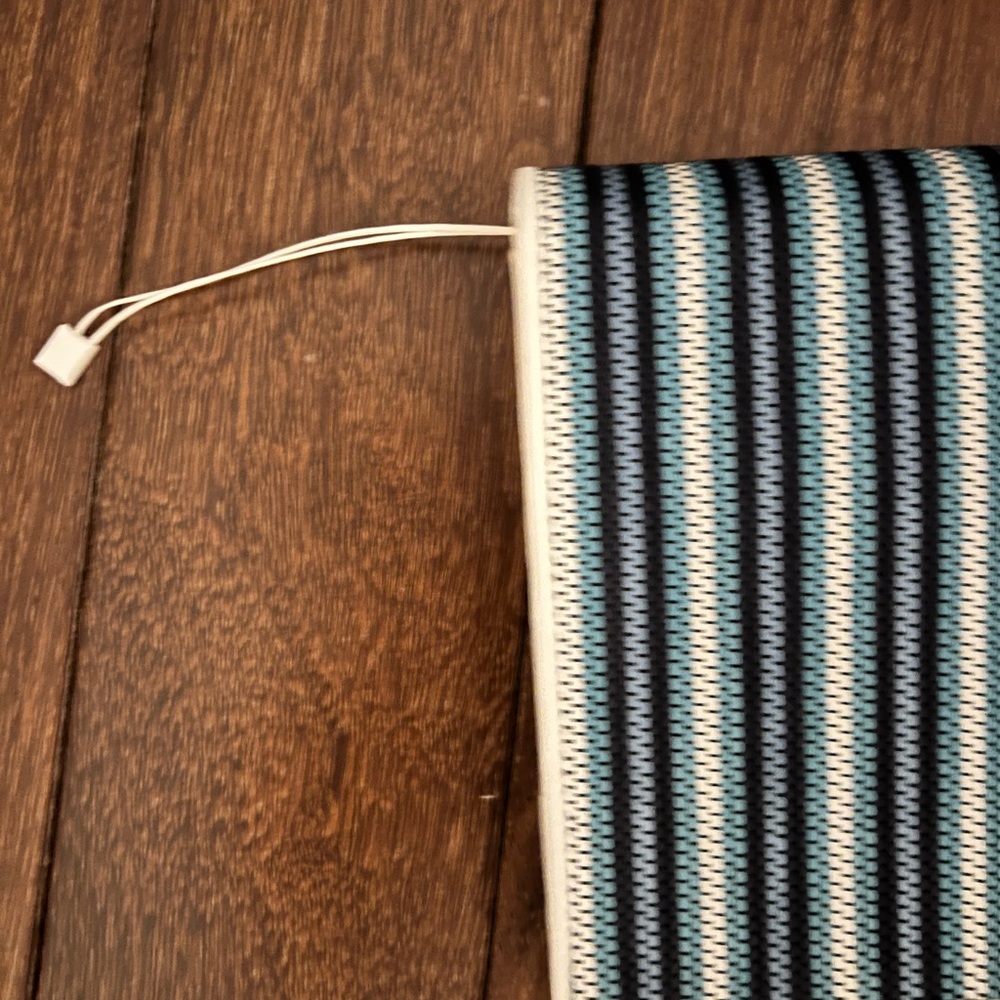 DVF Large Rafia Flap Pouch - Picture 4 of 4